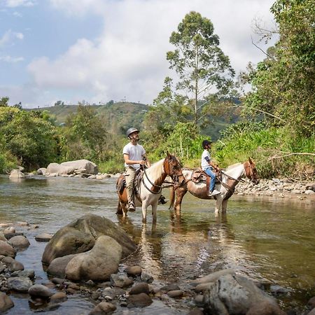 La Herradura Lodge 圣罗莎德卡瓦尔 外观 照片
