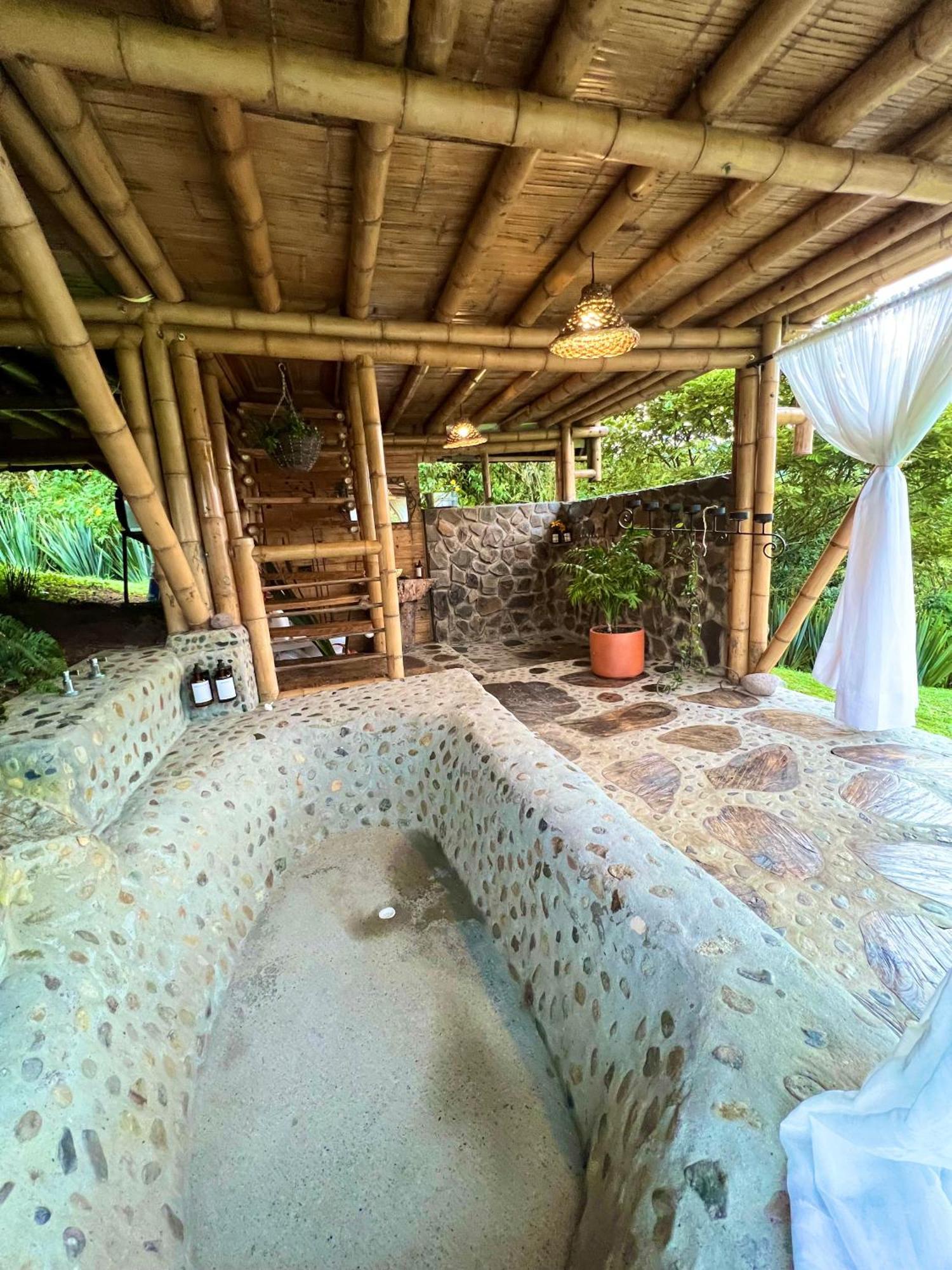 La Herradura Lodge 圣罗莎德卡瓦尔 外观 照片