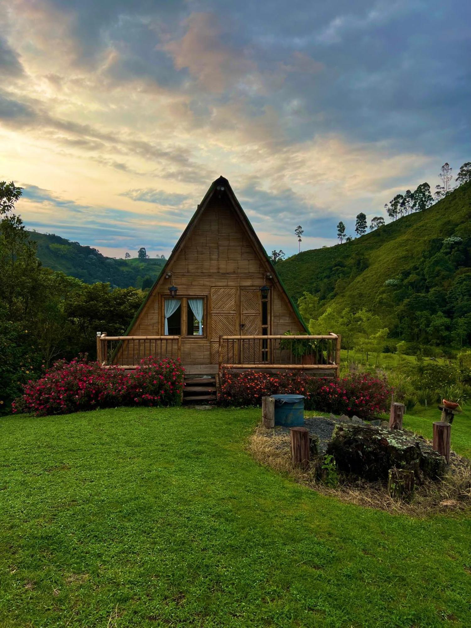 La Herradura Lodge 圣罗莎德卡瓦尔 外观 照片